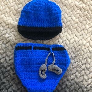 Newborn police outfit